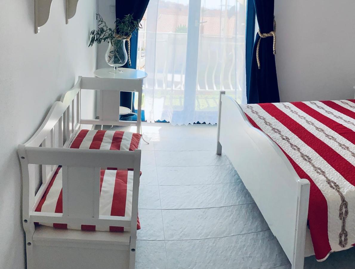 Aparthotel Eco-Friendly Estate I à Primošten Extérieur photo